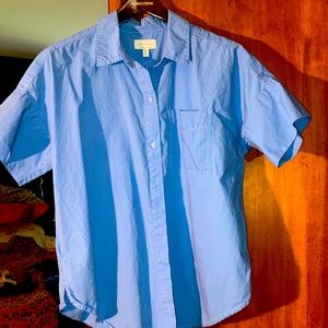 🍀 lucky brand new shirt 👕 tie or untie 😉